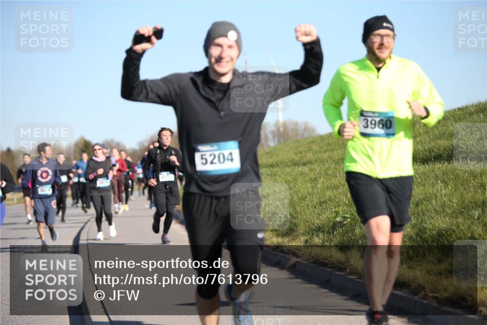 06.04.2025 - 44. Internationalen Wilhelmsburger Insellauf Jannik Wohlers http://msf.ph/oto/7613796 06.04.2025 09:30:16 Laufen 449, 5204, 3960 meine-sportfotos.de