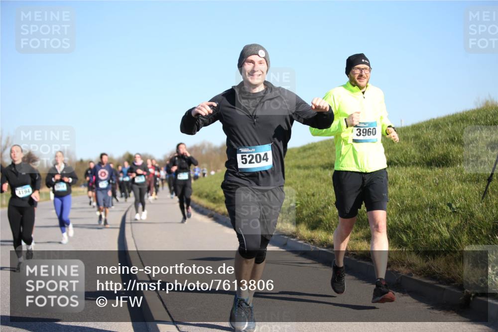 06.04.2025 - 44. Internationalen Wilhelmsburger Insellauf Jannik Wohlers http://msf.ph/oto/7613806 06.04.2025 09:30:16 Laufen 4194, 5204, 3960 meine-sportfotos.de