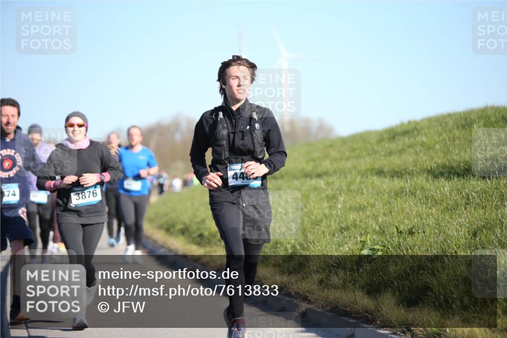 06.04.2025 - 44. Internationalen Wilhelmsburger Insellauf Jannik Wohlers http://msf.ph/oto/7613833 06.04.2025 09:30:19 Laufen 874, 446, 3876 meine-sportfotos.de