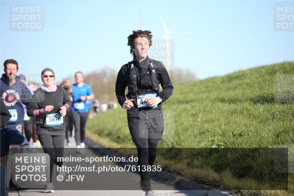 06.04.2025 - 44. Internationalen Wilhelmsburger Insellauf Jannik Wohlers http://msf.ph/oto/7613835 06.04.2025 09:30:19 Laufen 44, 3876 meine-sportfotos.de