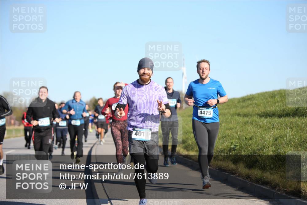 06.04.2025 - 44. Internationalen Wilhelmsburger Insellauf Jannik Wohlers http://msf.ph/oto/7613889 06.04.2025 09:30:24 Laufen 351, 200, 4011, 992, 4475 meine-sportfotos.de
