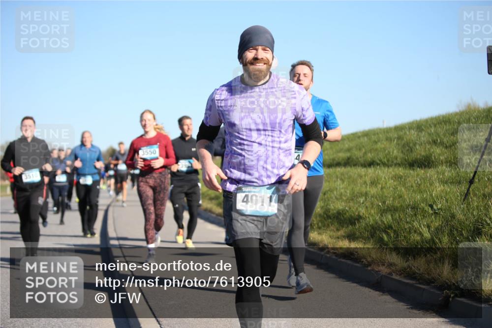 06.04.2025 - 44. Internationalen Wilhelmsburger Insellauf Jannik Wohlers http://msf.ph/oto/7613905 06.04.2025 09:30:25 Laufen 3510, 3550, 40110 meine-sportfotos.de