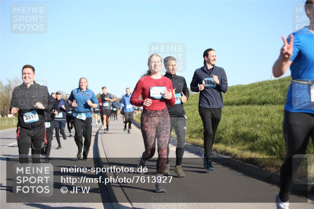 06.04.2025 - 44. Internationalen Wilhelmsburger Insellauf Jannik Wohlers http://msf.ph/oto/7613927 06.04.2025 09:30:26 Laufen 3510, 109, 3001, 3550, 91, 3992 meine-sportfotos.de