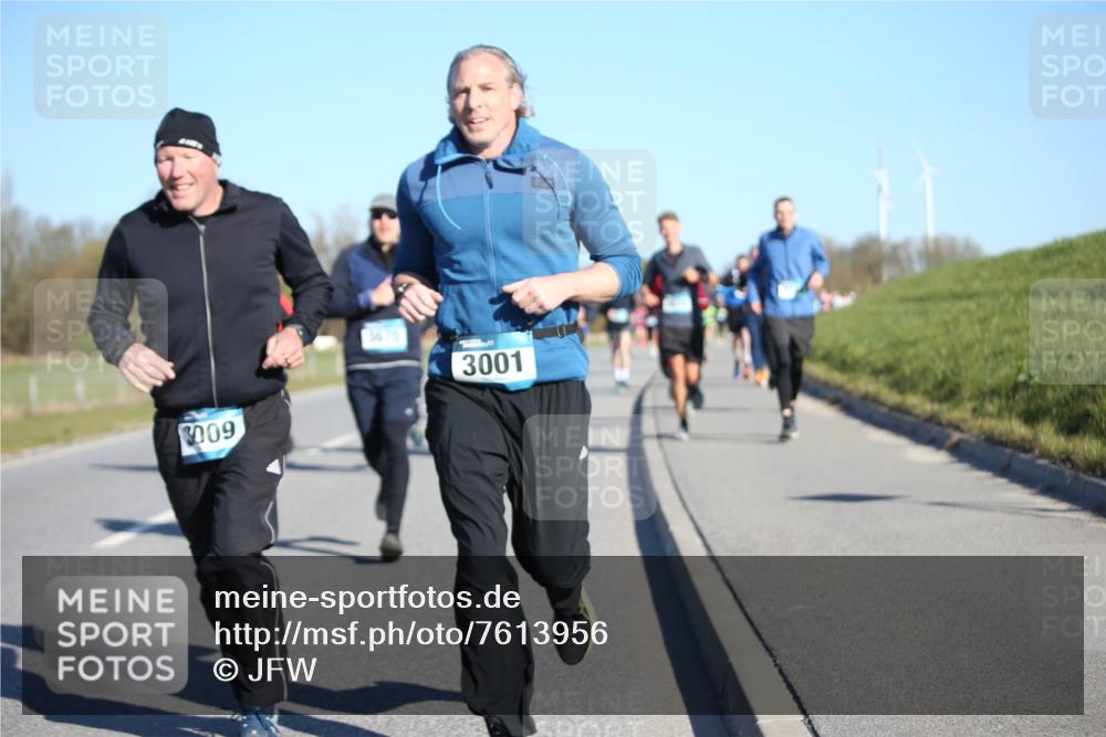 06.04.2025 - 44. Internationalen Wilhelmsburger Insellauf Jannik Wohlers http://msf.ph/oto/7613956 06.04.2025 09:30:28 Laufen 3009, 36, 3001 meine-sportfotos.de