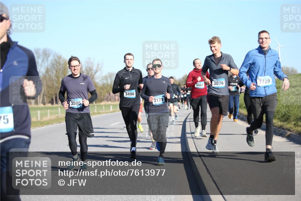 06.04.2025 - 44. Internationalen Wilhelmsburger Insellauf Jannik Wohlers http://msf.ph/oto/7613977 06.04.2025 09:30:30 Laufen 3505, 75, 3498, 317, 3491, 3076, 3729 meine-sportfotos.de