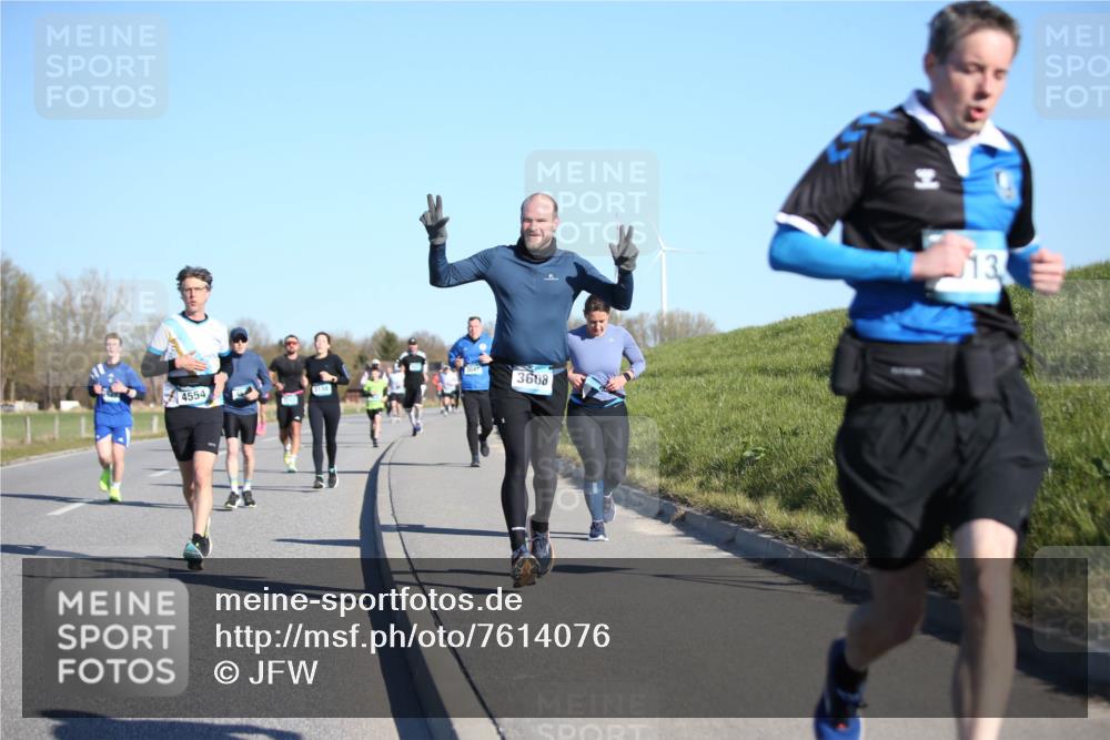 06.04.2025 - 44. Internationalen Wilhelmsburger Insellauf Jannik Wohlers http://msf.ph/oto/7614076 06.04.2025 09:30:38 Laufen 4554, 3668, 13 meine-sportfotos.de