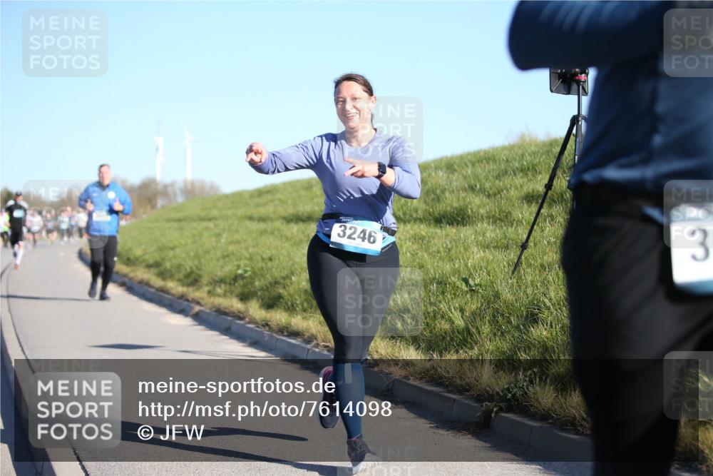 06.04.2025 - 44. Internationalen Wilhelmsburger Insellauf Jannik Wohlers http://msf.ph/oto/7614098 06.04.2025 09:30:41 Laufen 3246, 3 meine-sportfotos.de