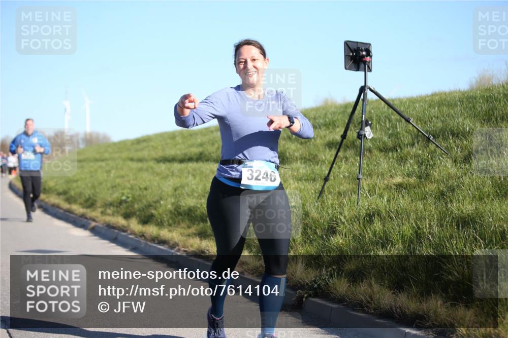 06.04.2025 - 44. Internationalen Wilhelmsburger Insellauf Jannik Wohlers http://msf.ph/oto/7614104 06.04.2025 09:30:41 Laufen 3246 meine-sportfotos.de