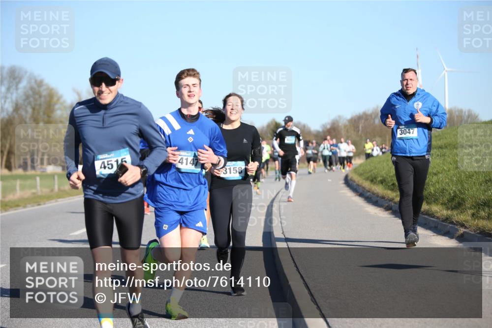 06.04.2025 - 44. Internationalen Wilhelmsburger Insellauf Jannik Wohlers http://msf.ph/oto/7614110 06.04.2025 09:30:42 Laufen 4515, 4147, 3158, 4607, 3047 meine-sportfotos.de
