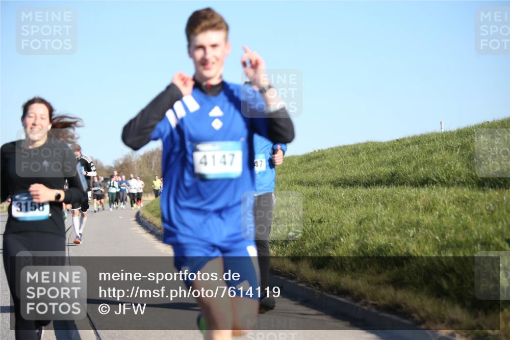 06.04.2025 - 44. Internationalen Wilhelmsburger Insellauf Jannik Wohlers http://msf.ph/oto/7614119 06.04.2025 09:30:43 Laufen 3158, 4147, 47 meine-sportfotos.de