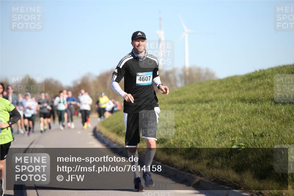 06.04.2025 - 44. Internationalen Wilhelmsburger Insellauf Jannik Wohlers http://msf.ph/oto/7614158 06.04.2025 09:30:47 Laufen 4607 meine-sportfotos.de