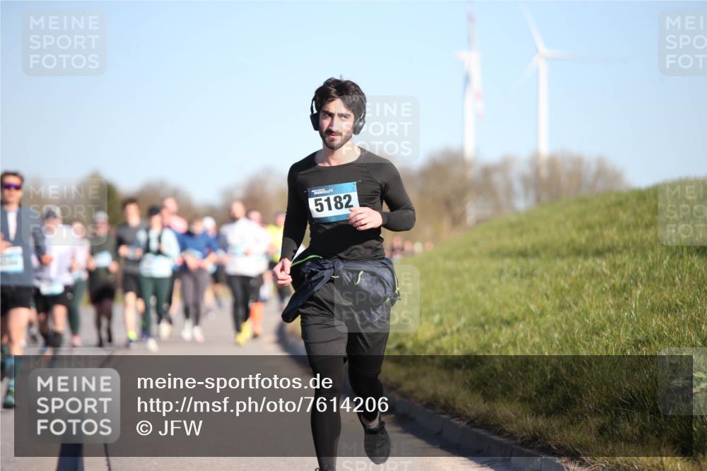 06.04.2025 - 44. Internationalen Wilhelmsburger Insellauf Jannik Wohlers http://msf.ph/oto/7614206 06.04.2025 09:30:51 Laufen 5182 meine-sportfotos.de