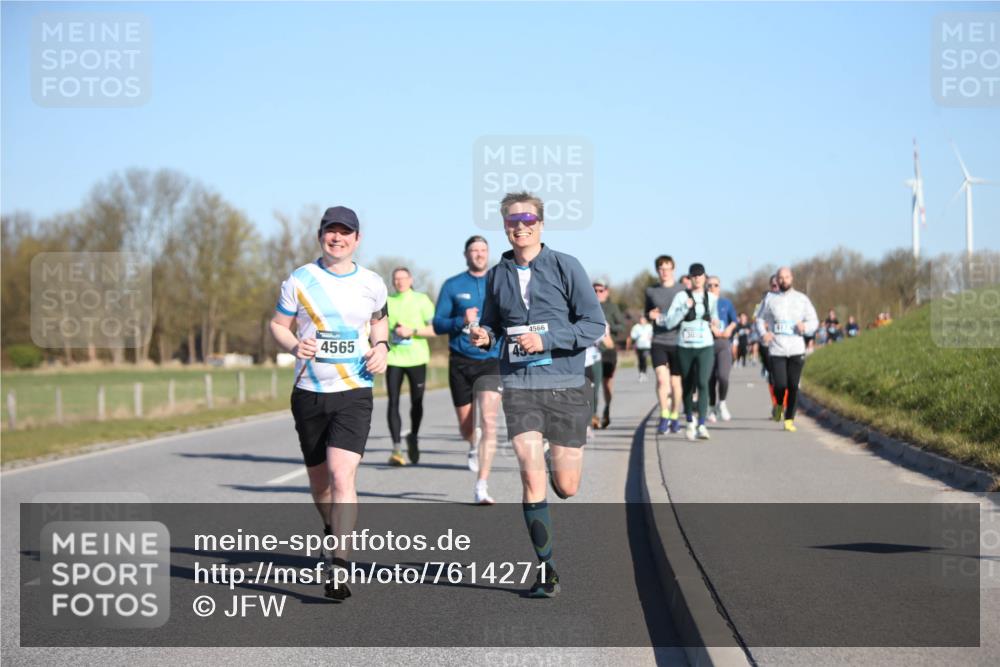 06.04.2025 - 44. Internationalen Wilhelmsburger Insellauf Jannik Wohlers http://msf.ph/oto/7614271 06.04.2025 09:30:56 Laufen 4566, 4565, 3024 meine-sportfotos.de