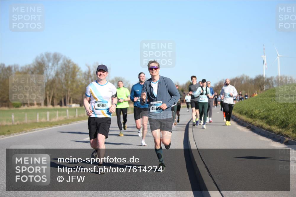 06.04.2025 - 44. Internationalen Wilhelmsburger Insellauf Jannik Wohlers http://msf.ph/oto/7614274 06.04.2025 09:30:57 Laufen 4565, 4566, 4566, 3026 meine-sportfotos.de