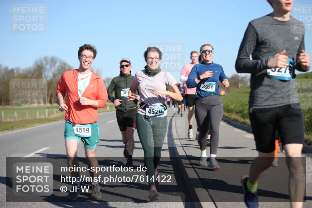06.04.2025 - 44. Internationalen Wilhelmsburger Insellauf Jannik Wohlers http://msf.ph/oto/7614422 06.04.2025 09:31:03 Laufen 4519, 30, 4520, 3950, 5279 meine-sportfotos.de
