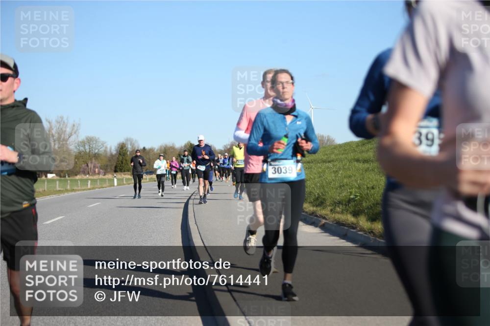 06.04.2025 - 44. Internationalen Wilhelmsburger Insellauf Jannik Wohlers http://msf.ph/oto/7614441 06.04.2025 09:31:05 Laufen 5107, 3039, 399 meine-sportfotos.de
