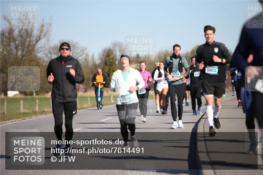 06.04.2025 - 44. Internationalen Wilhelmsburger Insellauf Jannik Wohlers http://msf.ph/oto/7614491 06.04.2025 09:31:10 Laufen 3268, 4107, 3310, 4386, 5003, 4185 meine-sportfotos.de