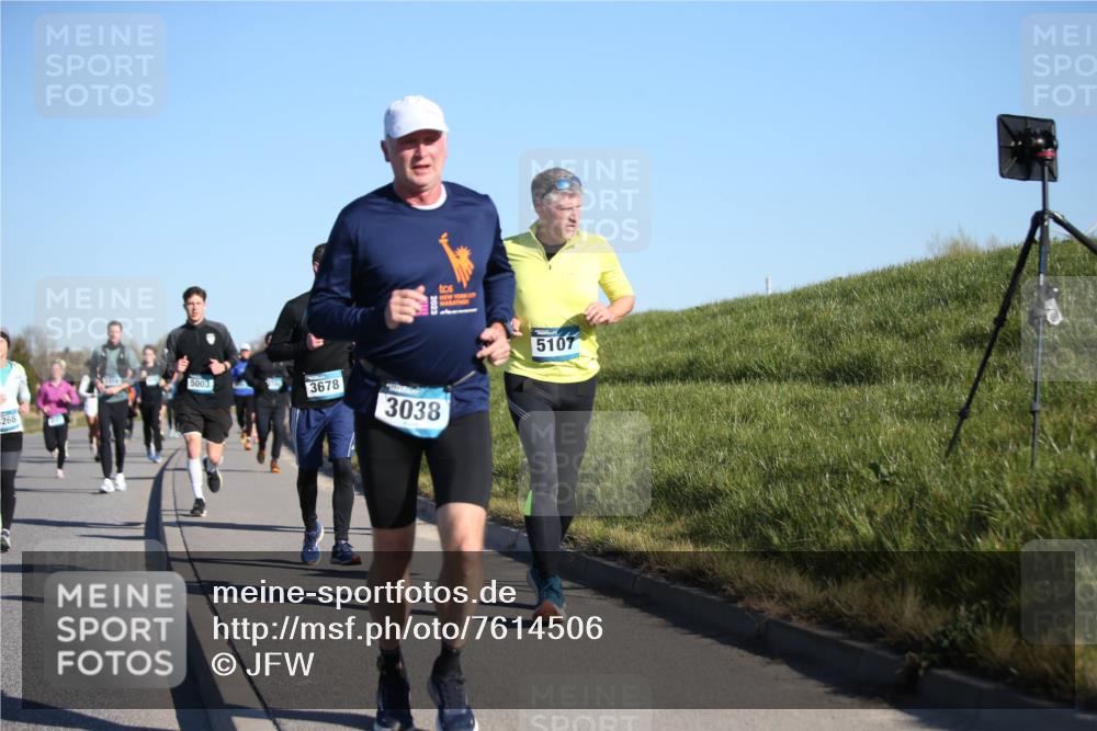 06.04.2025 - 44. Internationalen Wilhelmsburger Insellauf Jannik Wohlers http://msf.ph/oto/7614506 06.04.2025 09:31:12 Laufen 268, 5003, 3678, 3038, 5107 meine-sportfotos.de