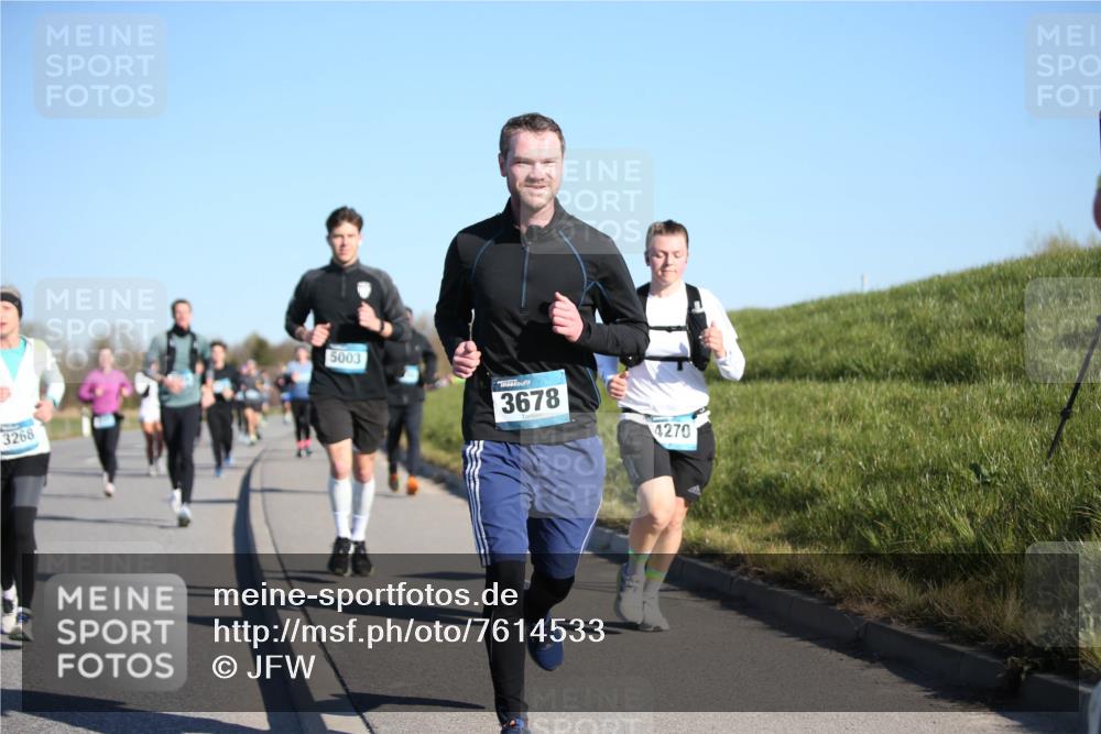 06.04.2025 - 44. Internationalen Wilhelmsburger Insellauf Jannik Wohlers http://msf.ph/oto/7614533 06.04.2025 09:31:14 Laufen 3268, 5003, 3678, 4270 meine-sportfotos.de