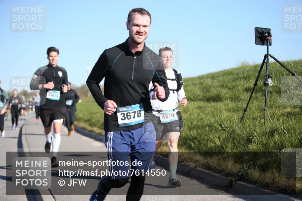 06.04.2025 - 44. Internationalen Wilhelmsburger Insellauf Jannik Wohlers http://msf.ph/oto/7614550 06.04.2025 09:31:14 Laufen 5003, 3678, 4270 meine-sportfotos.de