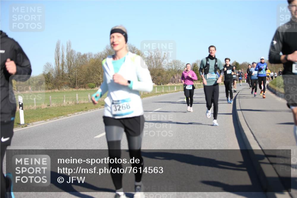 06.04.2025 - 44. Internationalen Wilhelmsburger Insellauf Jannik Wohlers http://msf.ph/oto/7614563 06.04.2025 09:31:15 Laufen 3268, 4107, 3310 meine-sportfotos.de