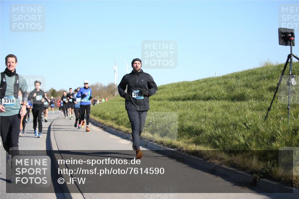 06.04.2025 - 44. Internationalen Wilhelmsburger Insellauf Jannik Wohlers http://msf.ph/oto/7614590 06.04.2025 09:31:17 Laufen 3310, 4185, 3786 meine-sportfotos.de