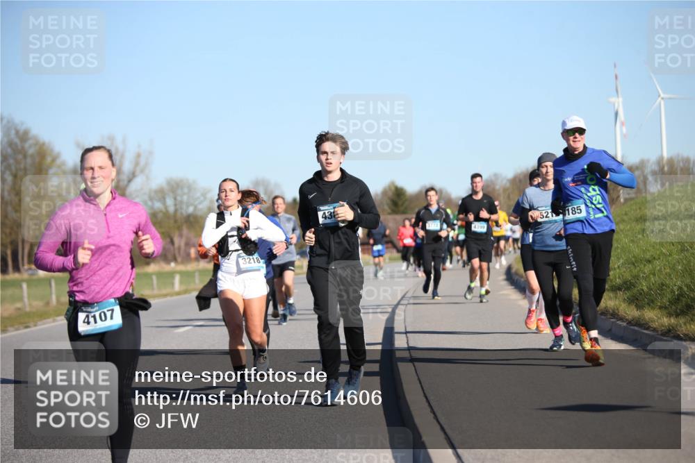 06.04.2025 - 44. Internationalen Wilhelmsburger Insellauf Jannik Wohlers http://msf.ph/oto/7614606 06.04.2025 09:31:19 Laufen 4107, 3218, 438, 3772, 521, 185, 4399 meine-sportfotos.de