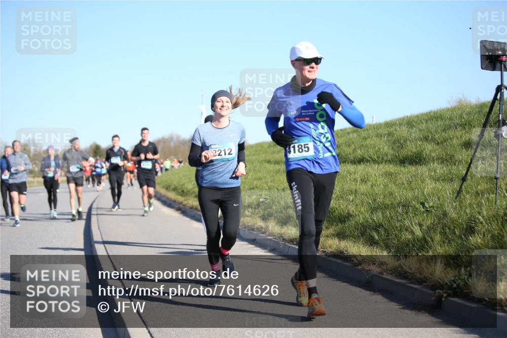 06.04.2025 - 44. Internationalen Wilhelmsburger Insellauf Jannik Wohlers http://msf.ph/oto/7614626 06.04.2025 09:31:22 Laufen 10, 212, 4185 meine-sportfotos.de