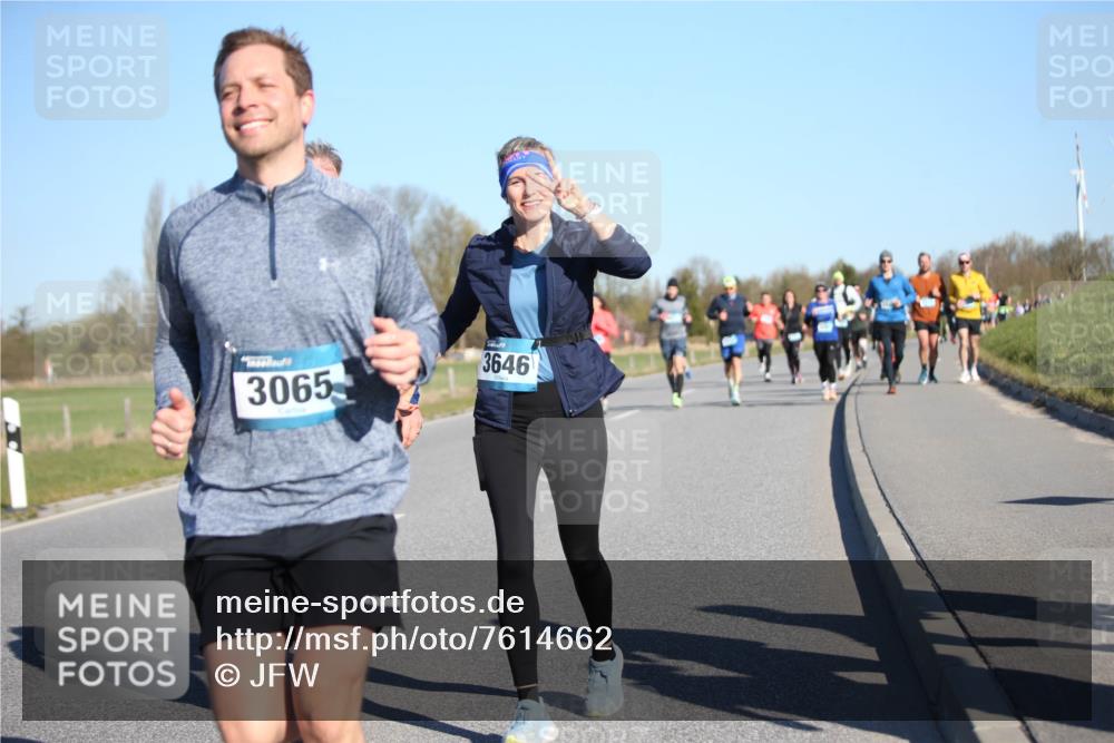 06.04.2025 - 44. Internationalen Wilhelmsburger Insellauf Jannik Wohlers http://msf.ph/oto/7614662 06.04.2025 09:31:27 Laufen 3065, 3646 meine-sportfotos.de