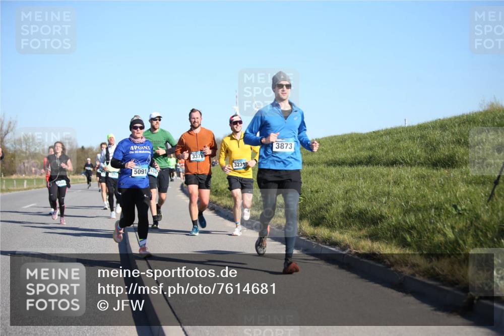 06.04.2025 - 44. Internationalen Wilhelmsburger Insellauf Jannik Wohlers http://msf.ph/oto/7614681 06.04.2025 09:31:34 Laufen 3101, 4, 3, 5091104, 3873, 337, 323 meine-sportfotos.de