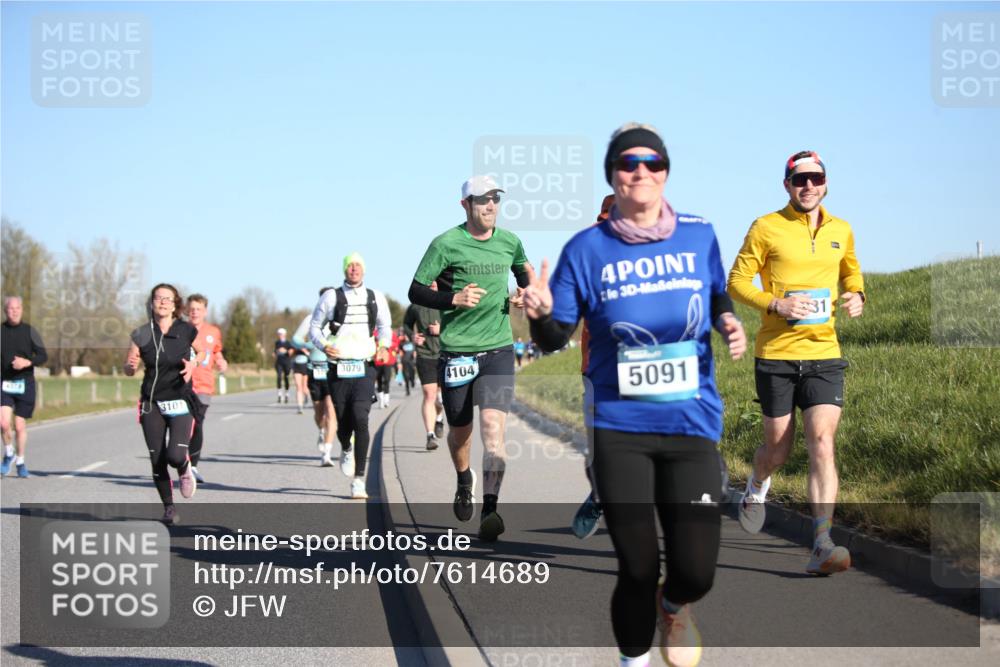 06.04.2025 - 44. Internationalen Wilhelmsburger Insellauf Jannik Wohlers http://msf.ph/oto/7614689 06.04.2025 09:31:35 Laufen 3101, 3079, 4, 3, 4104, 5091 meine-sportfotos.de
