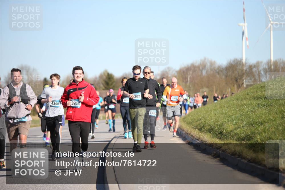 06.04.2025 - 44. Internationalen Wilhelmsburger Insellauf Jannik Wohlers http://msf.ph/oto/7614722 06.04.2025 09:31:43 Laufen 4395, 3953, 4093, 202, 446, 4550 meine-sportfotos.de