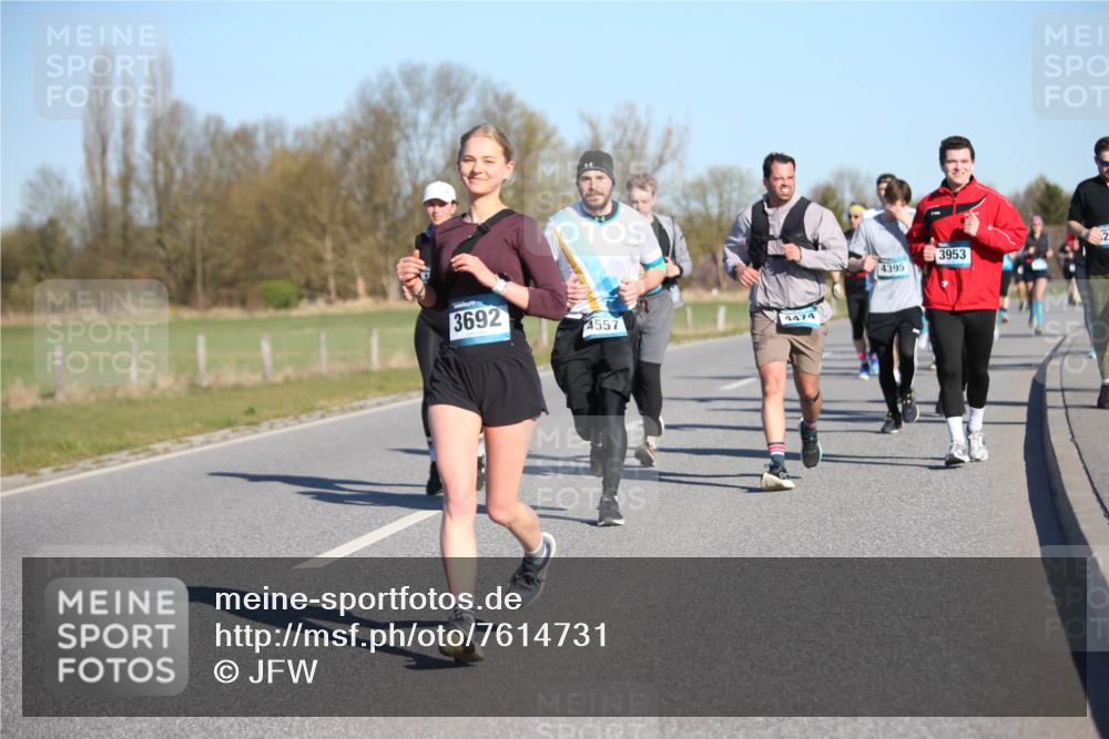 06.04.2025 - 44. Internationalen Wilhelmsburger Insellauf Jannik Wohlers http://msf.ph/oto/7614731 06.04.2025 09:31:45 Laufen 3692, 4557, 4474, 4395, 2, 3953 meine-sportfotos.de