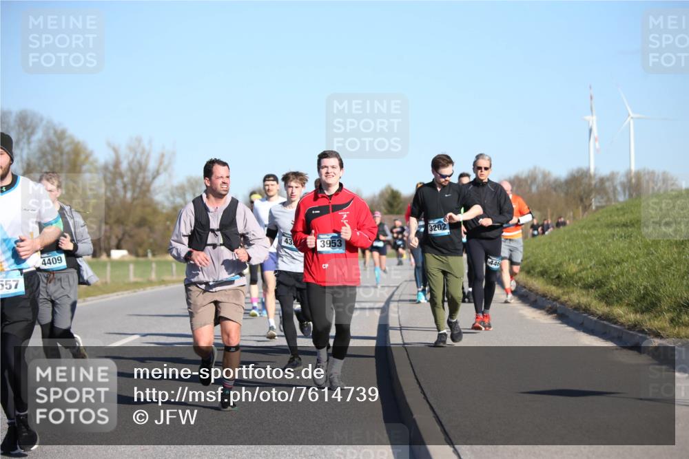 06.04.2025 - 44. Internationalen Wilhelmsburger Insellauf Jannik Wohlers http://msf.ph/oto/7614739 06.04.2025 09:31:46 Laufen 557, 4409, 43, 3202, 3953, 446 meine-sportfotos.de
