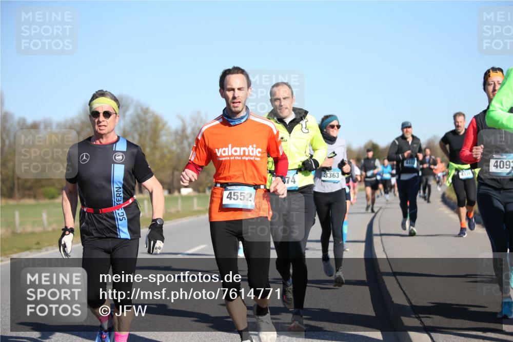 06.04.2025 - 44. Internationalen Wilhelmsburger Insellauf Jannik Wohlers http://msf.ph/oto/7614771 06.04.2025 09:31:53 Laufen 4552, 4452, 3363, 4119, 409 meine-sportfotos.de