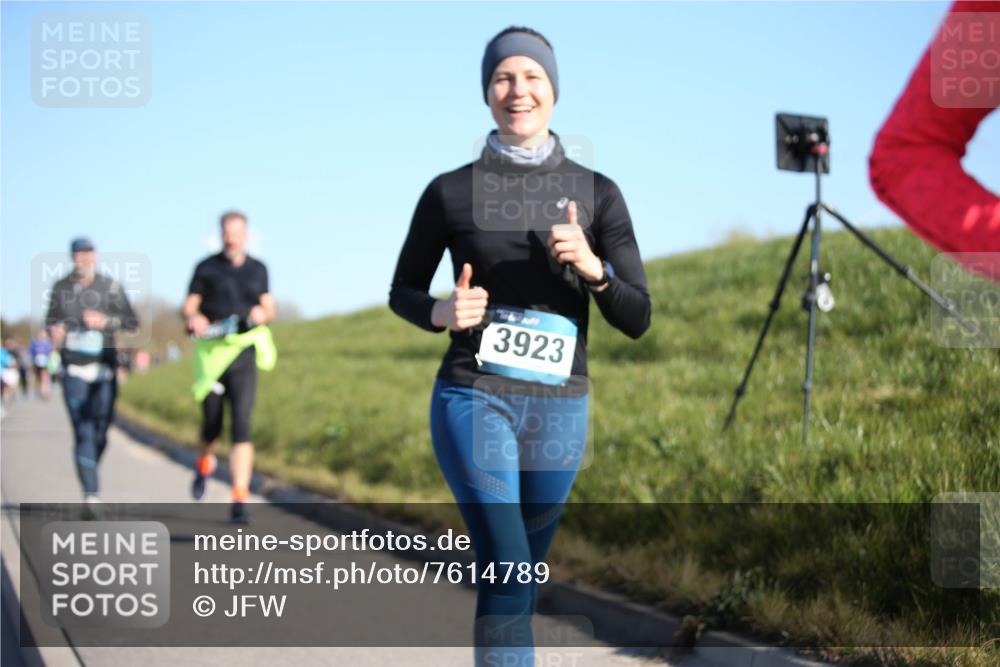 06.04.2025 - 44. Internationalen Wilhelmsburger Insellauf Jannik Wohlers http://msf.ph/oto/7614789 06.04.2025 09:31:55 Laufen 3923 meine-sportfotos.de