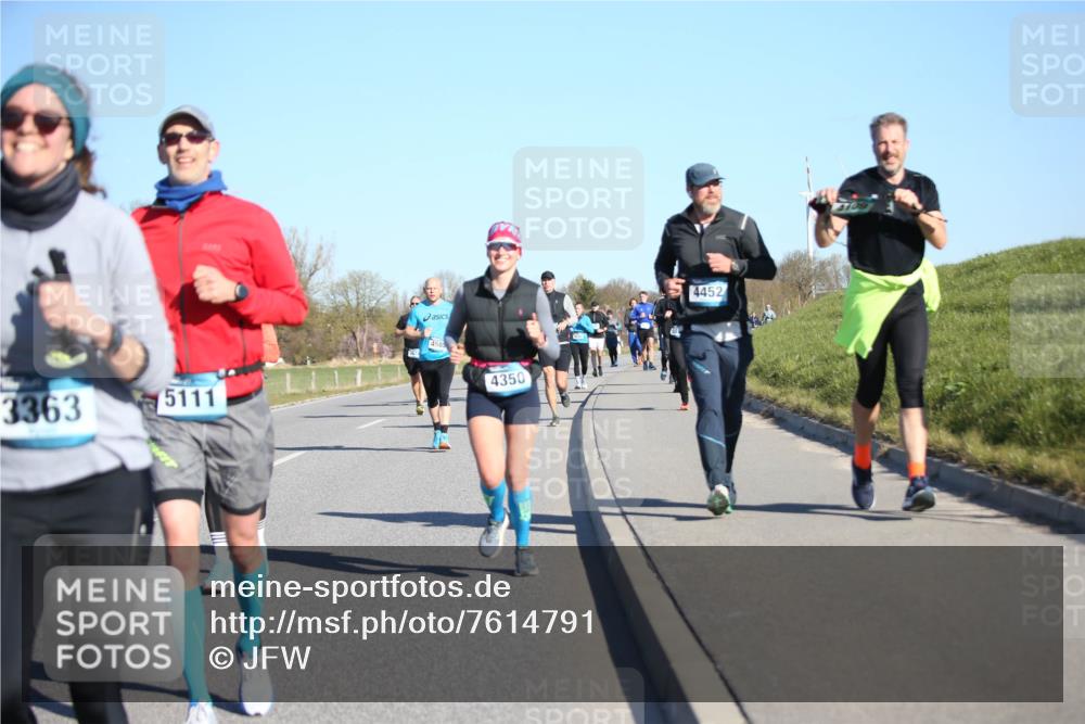 06.04.2025 - 44. Internationalen Wilhelmsburger Insellauf Jannik Wohlers http://msf.ph/oto/7614791 06.04.2025 09:31:56 Laufen 3363, 5111, 4350, 4452 meine-sportfotos.de