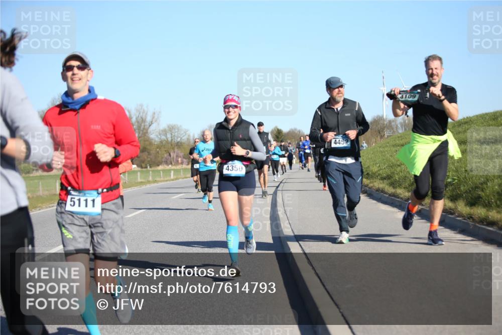 06.04.2025 - 44. Internationalen Wilhelmsburger Insellauf Jannik Wohlers http://msf.ph/oto/7614793 06.04.2025 09:31:56 Laufen 5111, 4350, 4452, 4109 meine-sportfotos.de