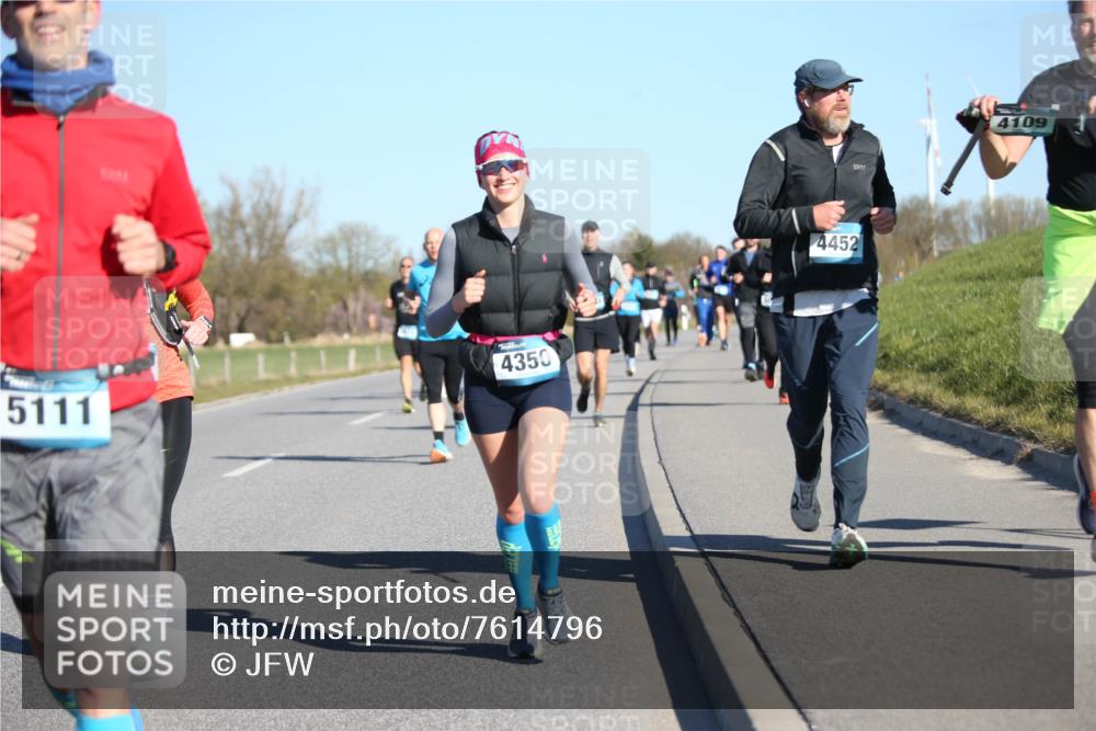 06.04.2025 - 44. Internationalen Wilhelmsburger Insellauf Jannik Wohlers http://msf.ph/oto/7614796 06.04.2025 09:31:56 Laufen 5111, 4350, 4452, 4109 meine-sportfotos.de