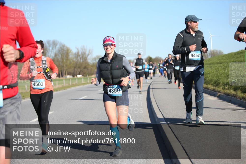 06.04.2025 - 44. Internationalen Wilhelmsburger Insellauf Jannik Wohlers http://msf.ph/oto/7614800 06.04.2025 09:31:57 Laufen 4503, 4350, 4452 meine-sportfotos.de
