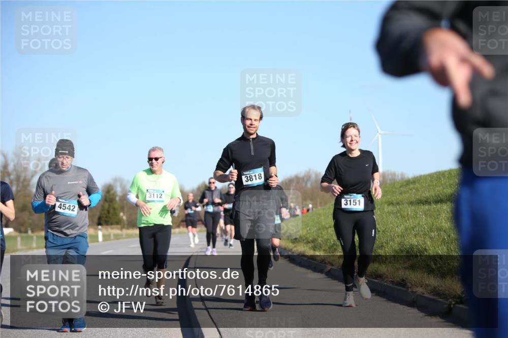 06.04.2025 - 44. Internationalen Wilhelmsburger Insellauf Jannik Wohlers http://msf.ph/oto/7614865 06.04.2025 09:32:16 Laufen 4542, 3112, 3818, 3151 meine-sportfotos.de