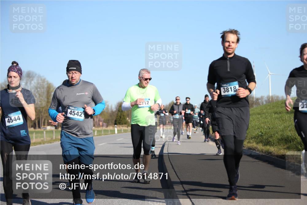 06.04.2025 - 44. Internationalen Wilhelmsburger Insellauf Jannik Wohlers http://msf.ph/oto/7614871 06.04.2025 09:32:17 Laufen 4544, 4542, 12, 05, 3818, 31 meine-sportfotos.de