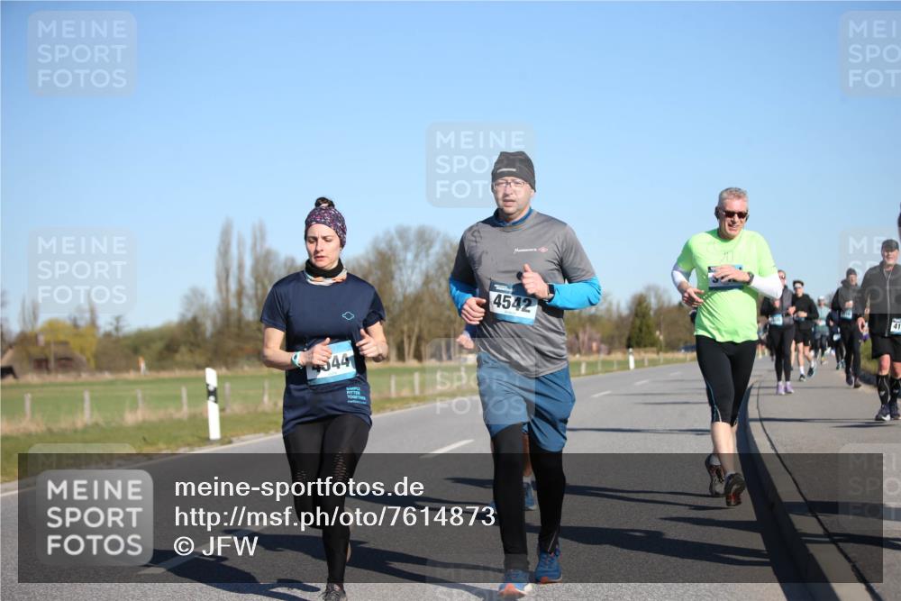06.04.2025 - 44. Internationalen Wilhelmsburger Insellauf Jannik Wohlers http://msf.ph/oto/7614873 06.04.2025 09:32:18 Laufen 4544, 0, 4542, 41 meine-sportfotos.de