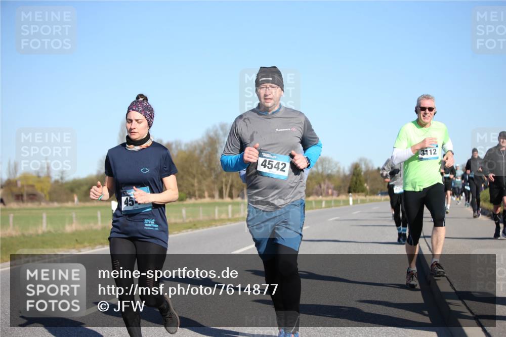 06.04.2025 - 44. Internationalen Wilhelmsburger Insellauf Jannik Wohlers http://msf.ph/oto/7614877 06.04.2025 09:32:18 Laufen 45, 4542, 3112 meine-sportfotos.de