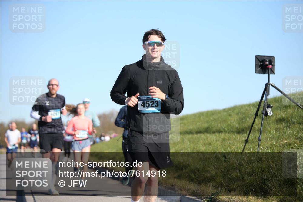 06.04.2025 - 44. Internationalen Wilhelmsburger Insellauf Jannik Wohlers http://msf.ph/oto/7614918 06.04.2025 09:32:26 Laufen 4047, 4523 meine-sportfotos.de