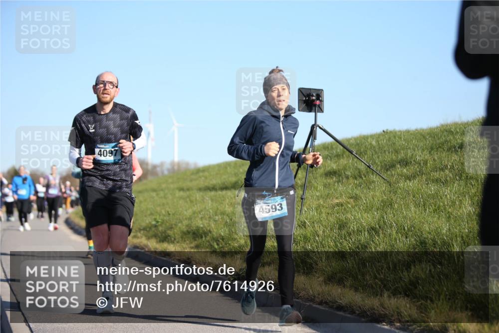 06.04.2025 - 44. Internationalen Wilhelmsburger Insellauf Jannik Wohlers http://msf.ph/oto/7614926 06.04.2025 09:32:28 Laufen 4097, 4593 meine-sportfotos.de