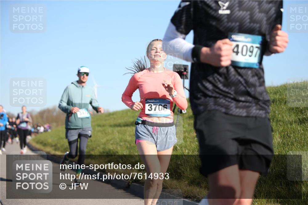 06.04.2025 - 44. Internationalen Wilhelmsburger Insellauf Jannik Wohlers http://msf.ph/oto/7614933 06.04.2025 09:32:30 Laufen 3472, 3706, 4097 meine-sportfotos.de