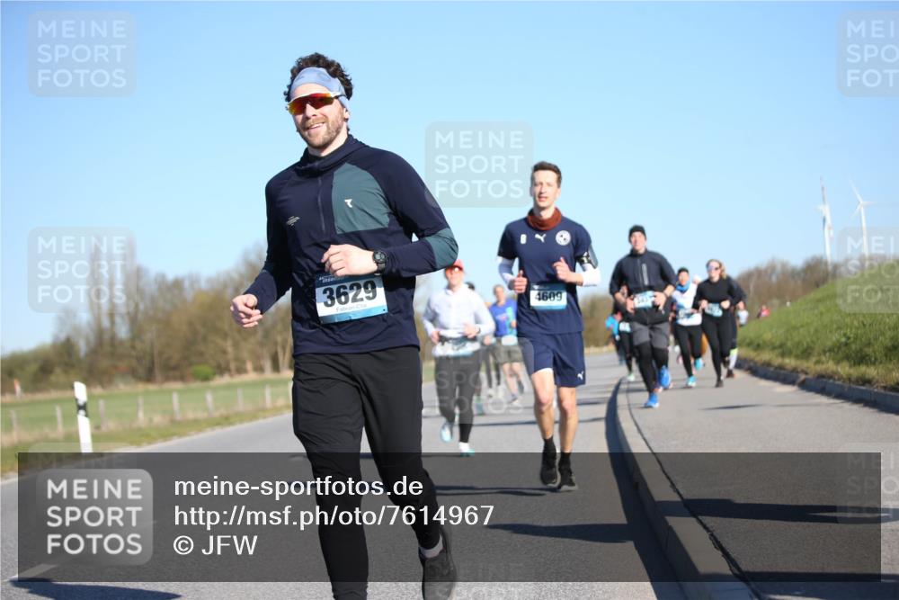 06.04.2025 - 44. Internationalen Wilhelmsburger Insellauf Jannik Wohlers http://msf.ph/oto/7614967 06.04.2025 09:32:38 Laufen 3629, 4609 meine-sportfotos.de