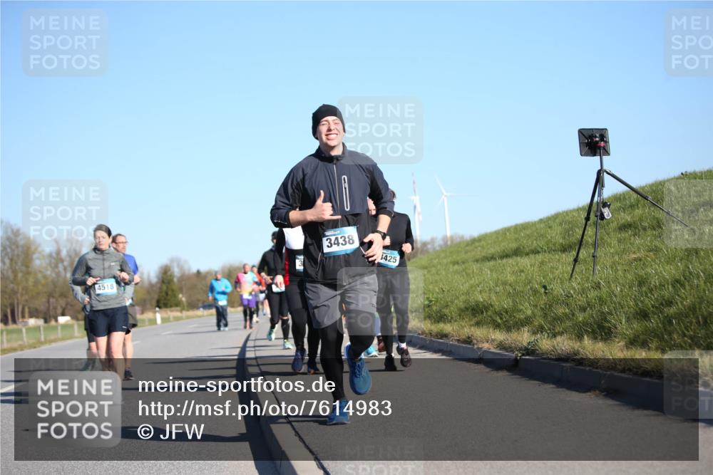 06.04.2025 - 44. Internationalen Wilhelmsburger Insellauf Jannik Wohlers http://msf.ph/oto/7614983 06.04.2025 09:32:42 Laufen 1, 4518, 3438, 425 meine-sportfotos.de