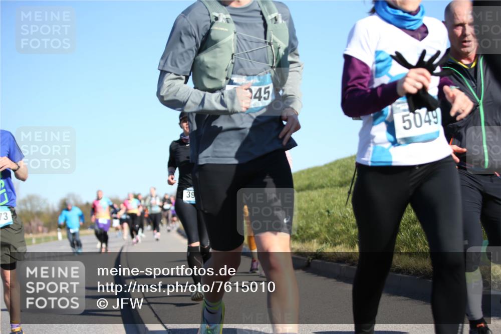 06.04.2025 - 44. Internationalen Wilhelmsburger Insellauf Jannik Wohlers http://msf.ph/oto/7615010 06.04.2025 09:32:45 Laufen 73, 39, 45, 5049 meine-sportfotos.de